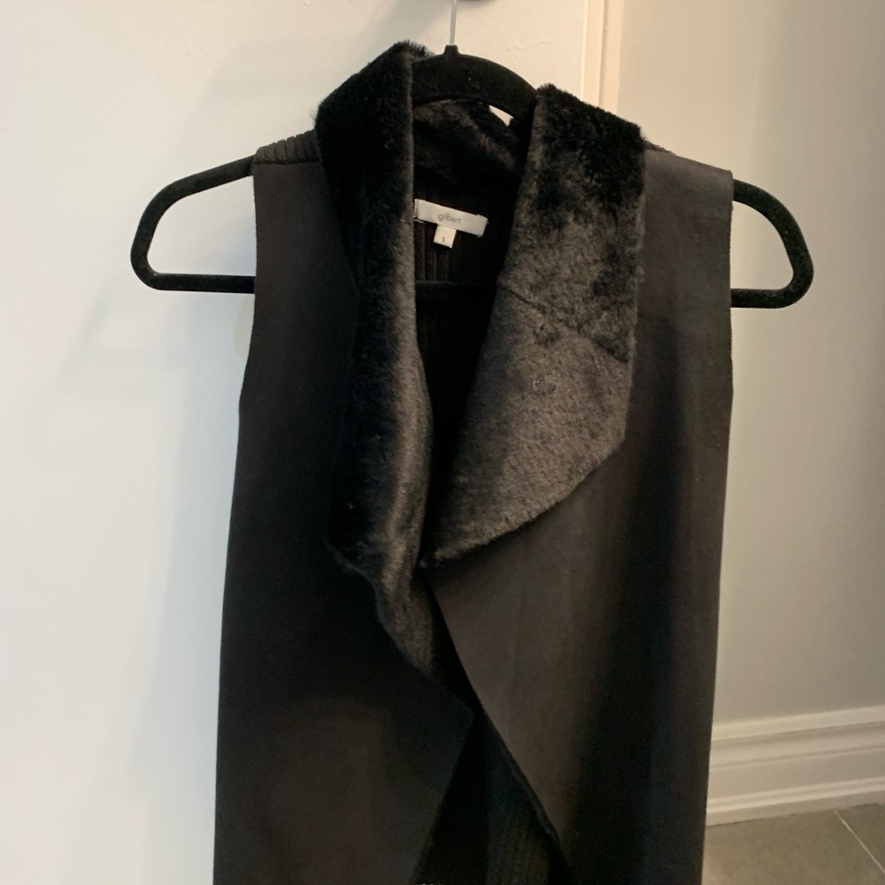 Gilbert black vest - Picture 2 of 3